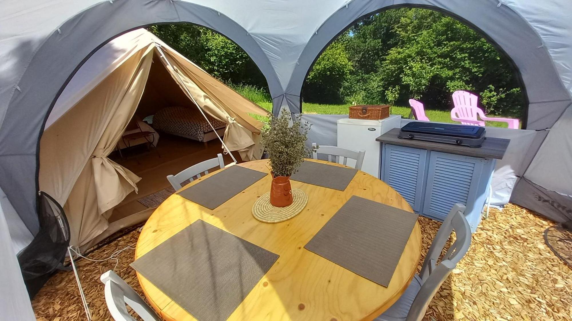 Tente Insolite En Pleine Nature Treduder Exterior photo